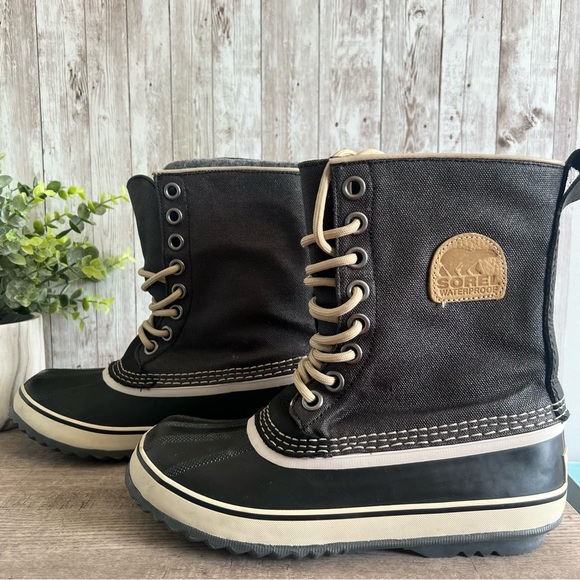 Sorel 1964 Premium CVS Black Waxed Canvas Snow Gorpcore Boots Womens 7 - Picture 2 of 6